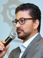 Carlile Campos Lavor​